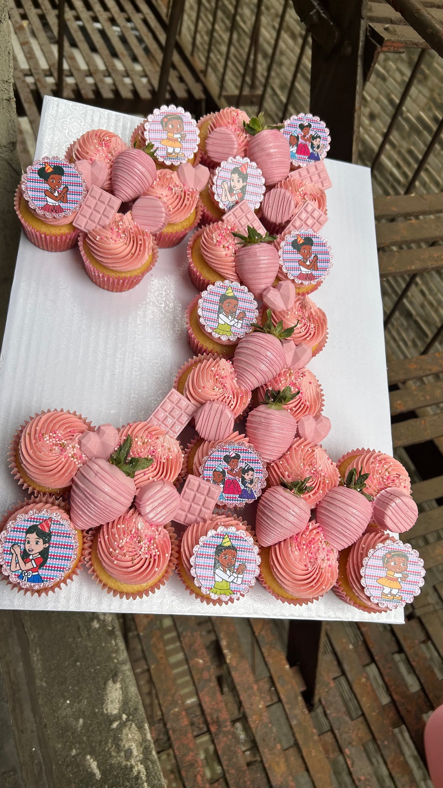 Pull Apart Cupcakes