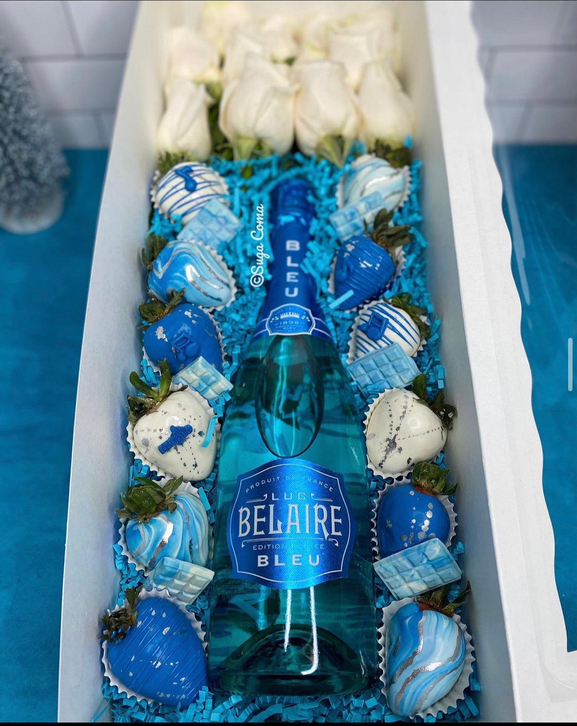 Champagne/Wine Rose Box
